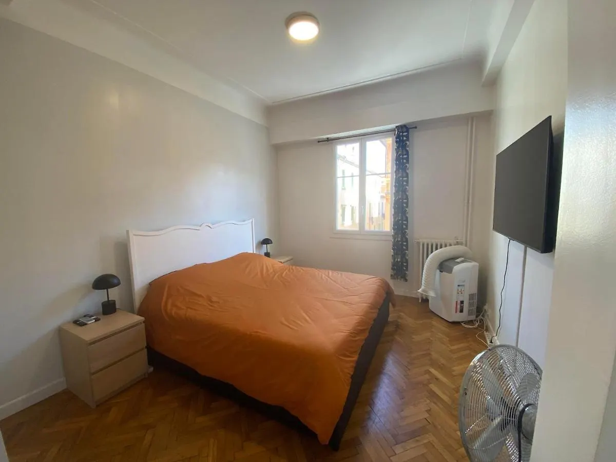 Charmant 2 Pieces - Hypercentre, Proche Mer Nice Apartment